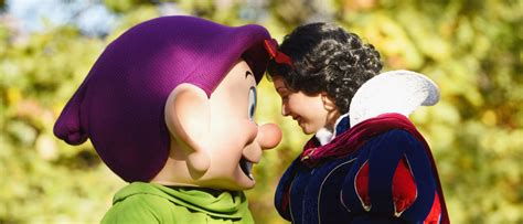 Disney backtracks on politically correct Snow White pics